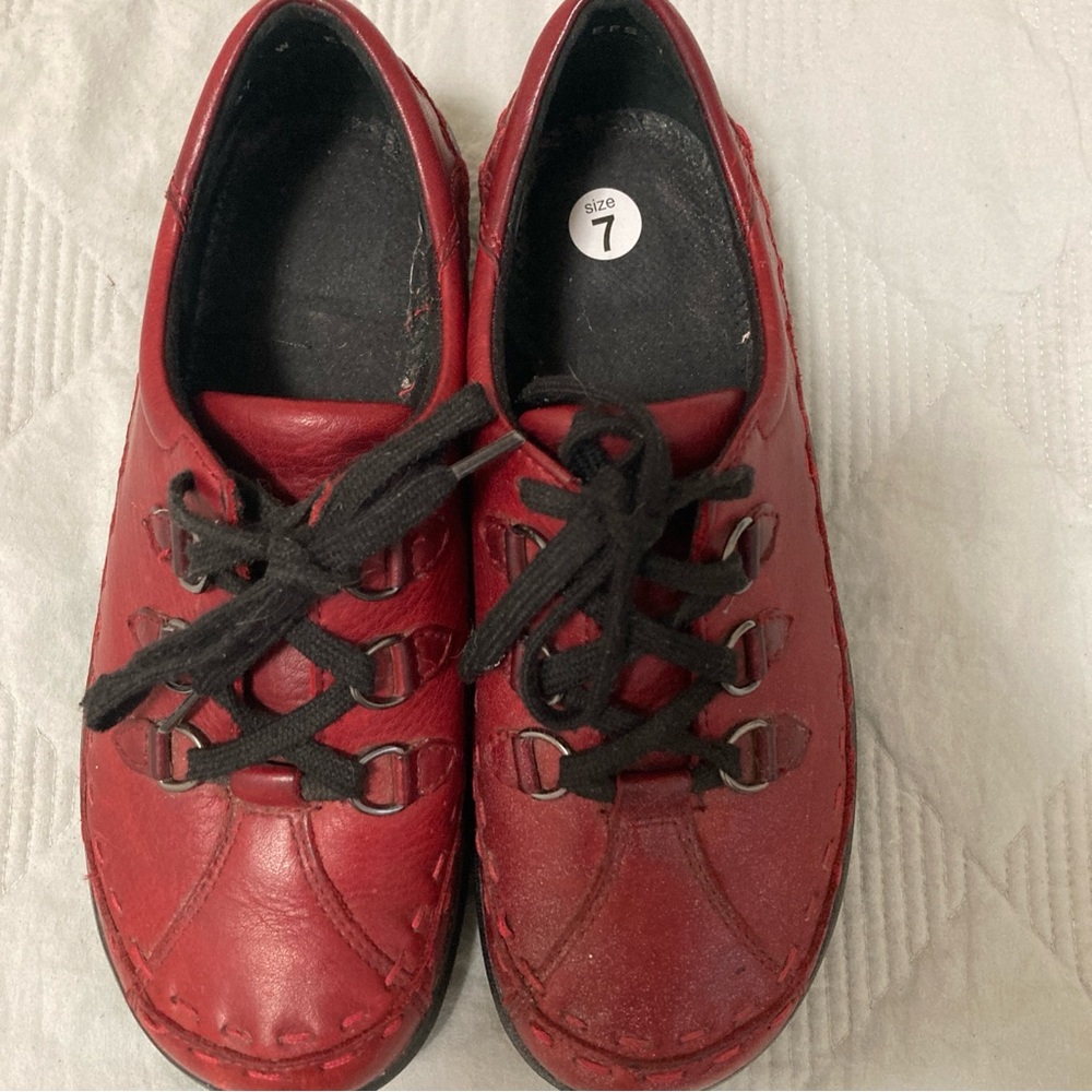 Ziera Shoes Sz EU37 US7 Red Leather Lace Up Comfort Flats All Sorts - Picture 3 of 16